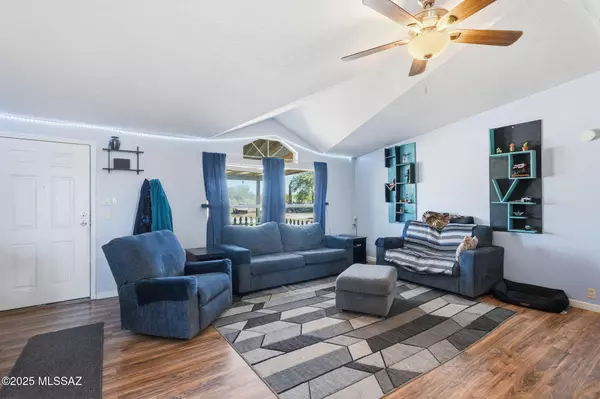 16901 W Calle Cristobal, Marana, AZ 85653