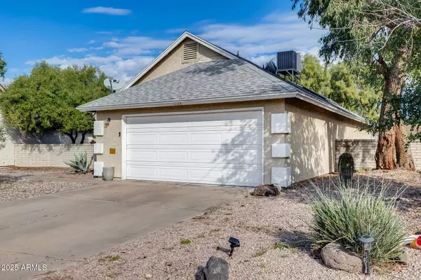 1726 E JUANITA Avenue, Mesa, AZ 85204