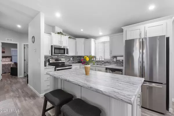 1363 N Plaza Drive #9, Apache Junction, AZ 85120