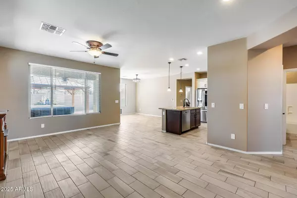 17957 W FAIRVIEW Street, Goodyear, AZ 85338