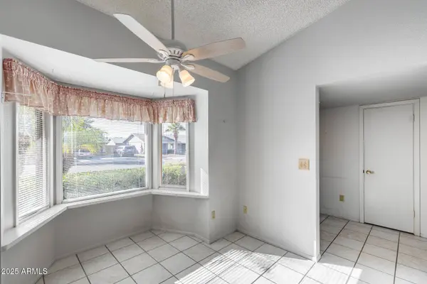 4442 E KELTON Lane, Phoenix, AZ 85032