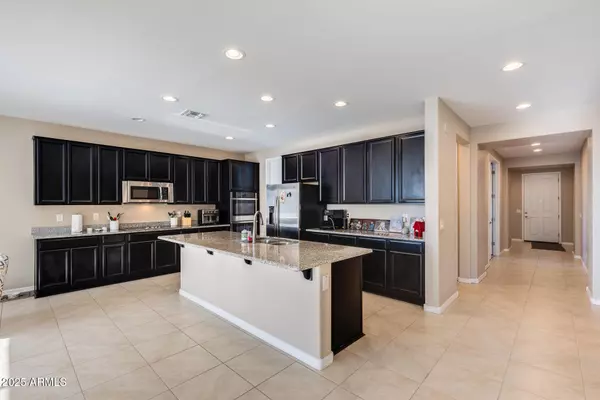 9925 E ORANGE GROVE Street, Florence, AZ 85132