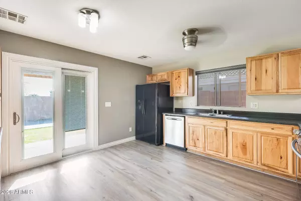 23189 W ASHLEIGH MARIE Drive, Buckeye, AZ 85326