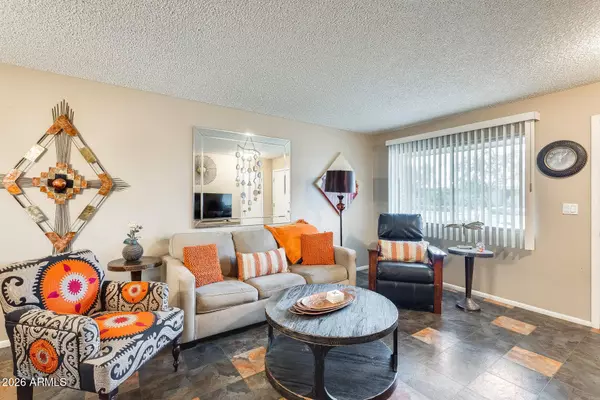 10879 W THUNDERBIRD Boulevard, Sun City, AZ 85351