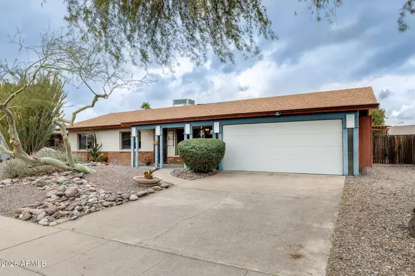2910 E WINDROSE Drive, Phoenix, AZ 85032