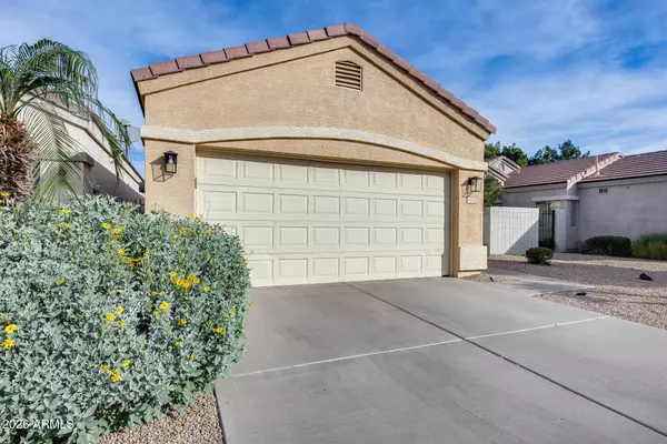 3252 E FREMONT Road, Phoenix, AZ 85042