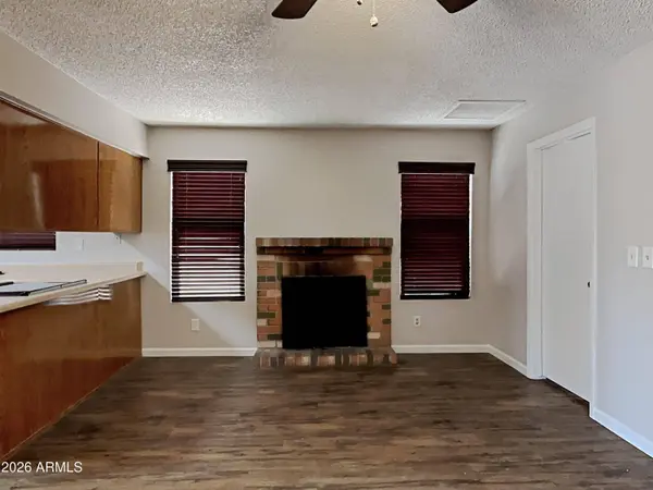 7267 W CHARTER OAK Road, Peoria, AZ 85381