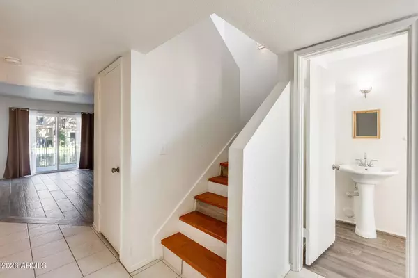 2338 W LINDNER Avenue #3, Mesa, AZ 85202