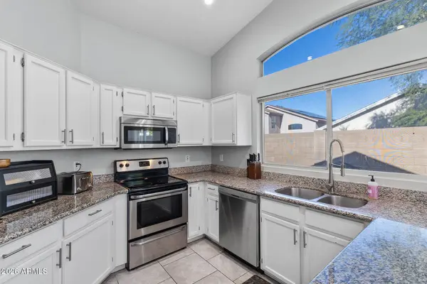 164 W MOHAWK Drive, Phoenix, AZ 85027