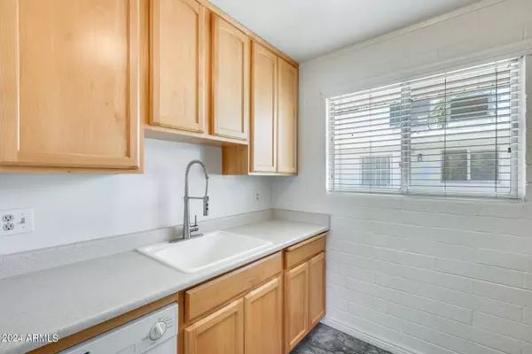 920 N 82ND Street #H203, Scottsdale, AZ 85257