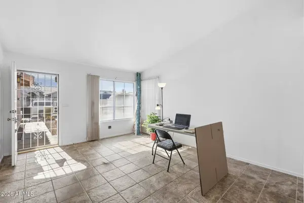 1406 W VILLA RITA Drive, Phoenix, AZ 85023