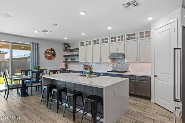 17261 W DIANA Avenue, Waddell, AZ 85355