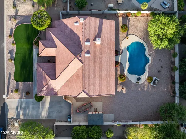 4637 W MISTY WILLOW Lane, Glendale, AZ 85310