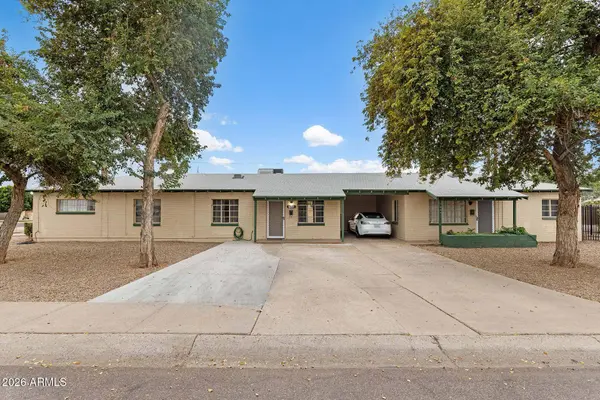 5702 W VISTA Avenue, Glendale, AZ 85301