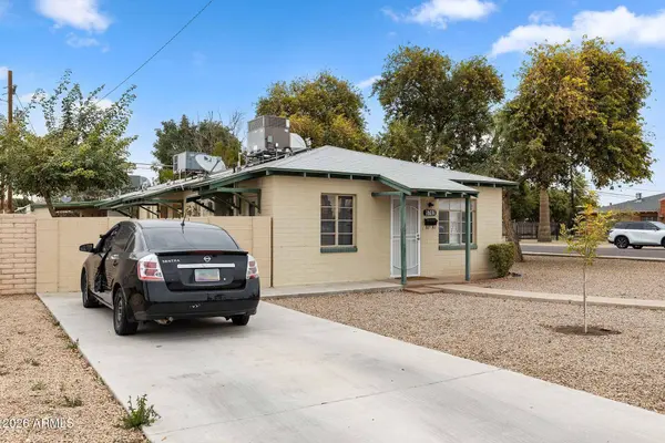 5702 W VISTA Avenue, Glendale, AZ 85301