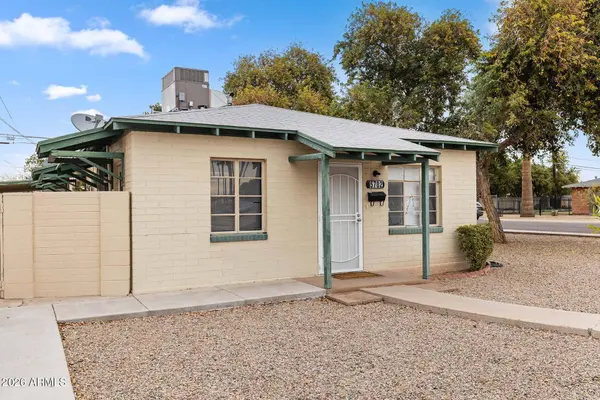 5702 W VISTA Avenue, Glendale, AZ 85301