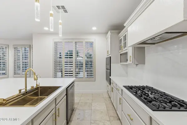 921 E CANYON Way, Chandler, AZ 85249