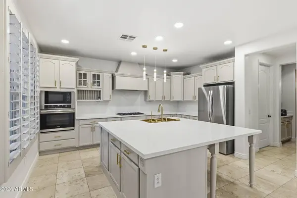 921 E CANYON Way, Chandler, AZ 85249