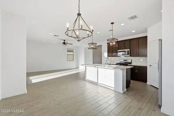 4722 E Julian Wash Drive, Tucson, AZ 85706