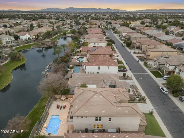 921 E CANYON Way, Chandler, AZ 85249