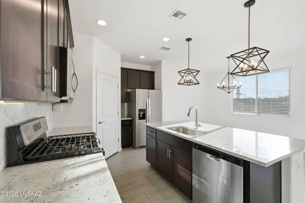 4722 E Julian Wash Drive, Tucson, AZ 85706