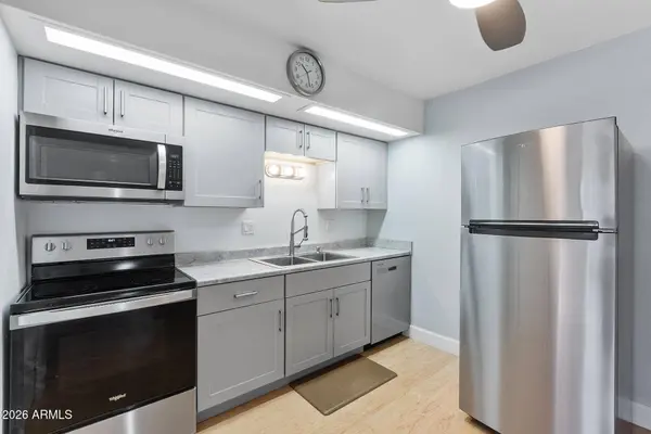 13215 N 98TH Avenue #D, Sun City, AZ 85351