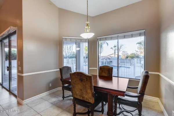 2742 E VILLA PARK Court, Gilbert, AZ 85298