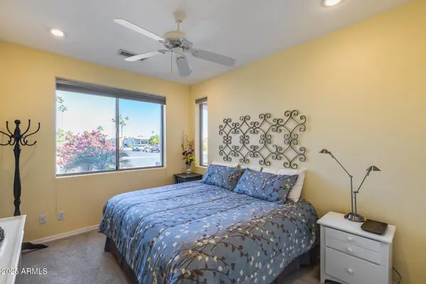 5325 E LINDSTROM Lane, Mesa, AZ 85215