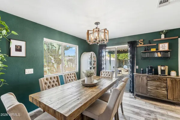 1018 E COWBOY COVE Trail, San Tan Valley, AZ 85143