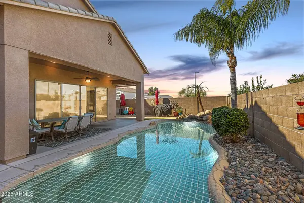 6036 E ROLAND Street, Mesa, AZ 85215