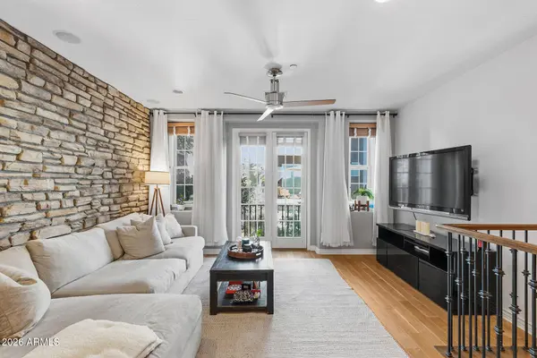 2454 E ROMA Avenue, Phoenix, AZ 85016