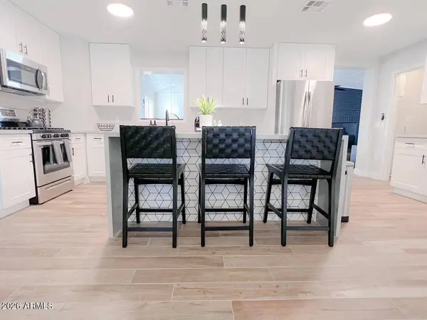 726 W 19TH Street, Tempe, AZ 85281