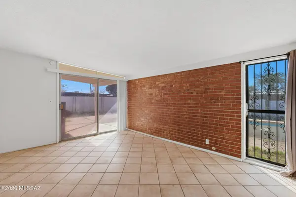 1226 E Missouri Street, Tucson, AZ 85714