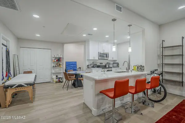 2038 E River Road #101, Tucson, AZ 85718