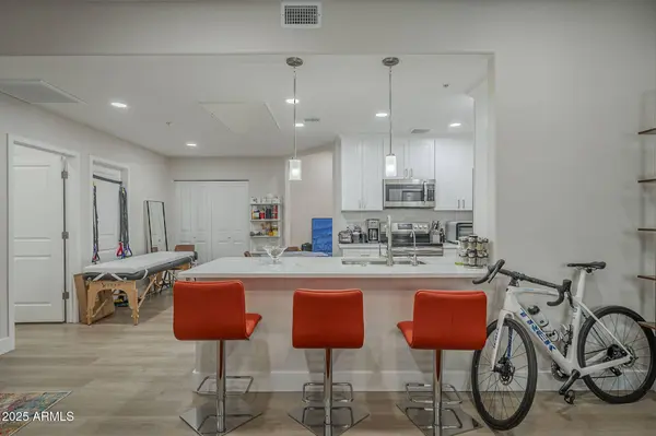 2038 E RIVER Road #101, Tucson, AZ 85718