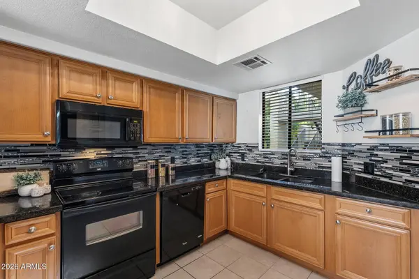 4925 E DESERT COVE Avenue #210, Scottsdale, AZ 85254