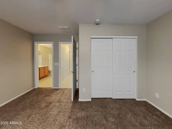 15281 W HEARN Road, Surprise, AZ 85379