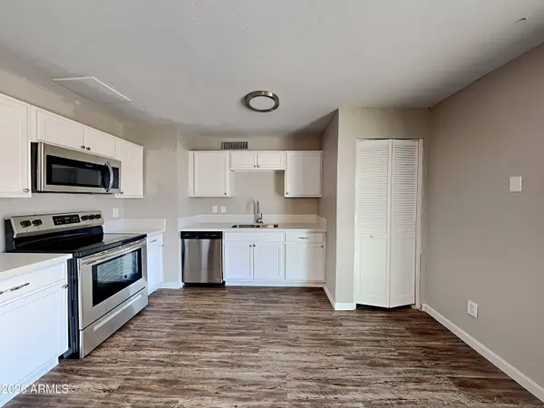 5344 W BANFF Lane, Glendale, AZ 85306