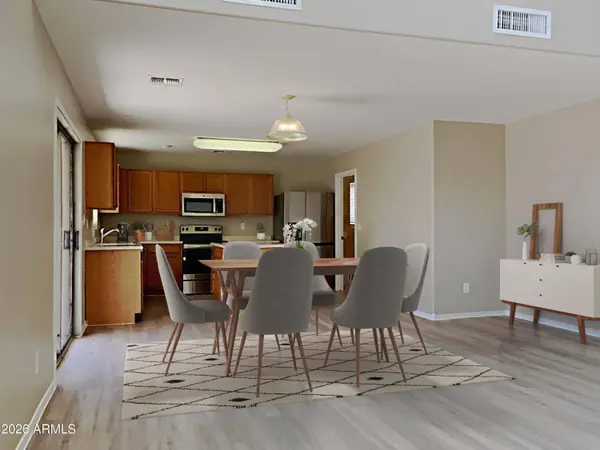 1083 W DESERT BASIN Drive, San Tan Valley, AZ 85143