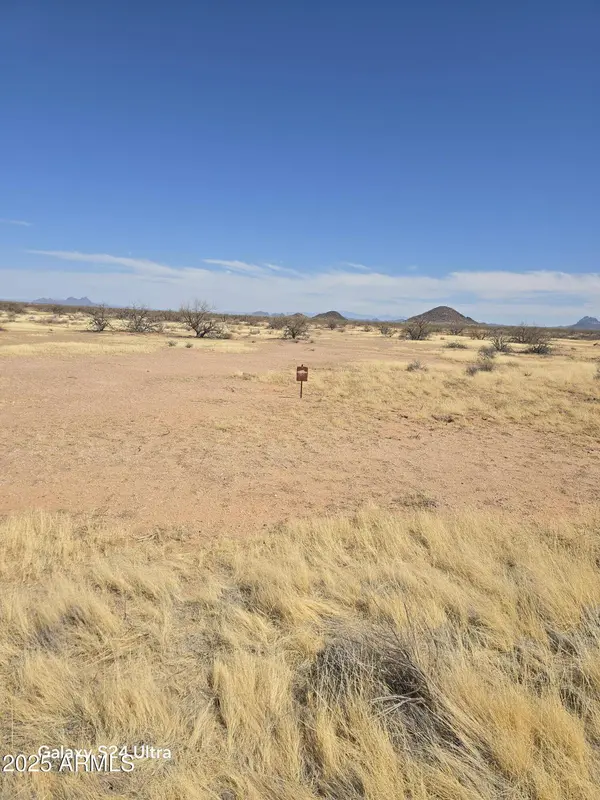 35443 S AVENIDA MONTANA -- #117, Eloy, AZ 85131