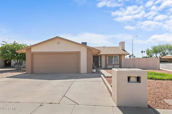 4955 W GOLDEN Lane, Glendale, AZ 85302