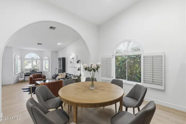 5641 E GRANDVIEW Road, Scottsdale, AZ 85254