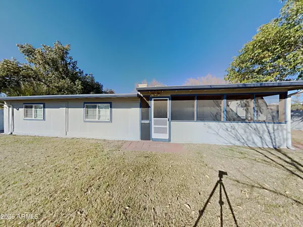 1001 W VILLA RITA Drive, Phoenix, AZ 85023