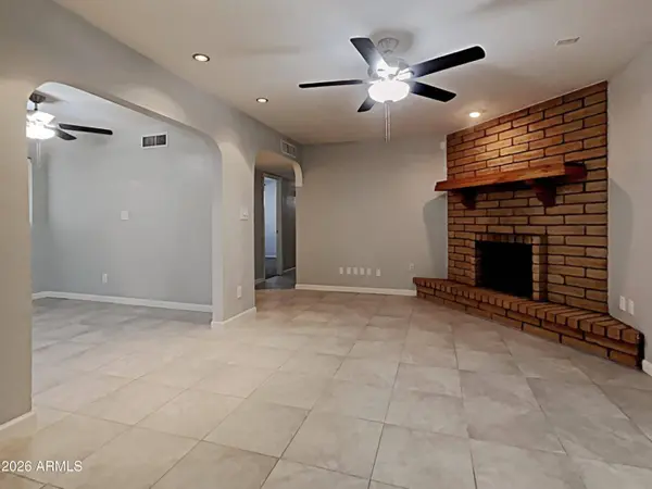 1001 W VILLA RITA Drive, Phoenix, AZ 85023