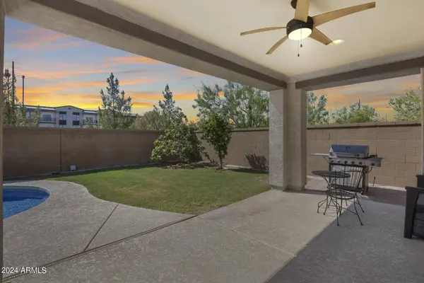 130 N BAY Drive, Gilbert, AZ 85233