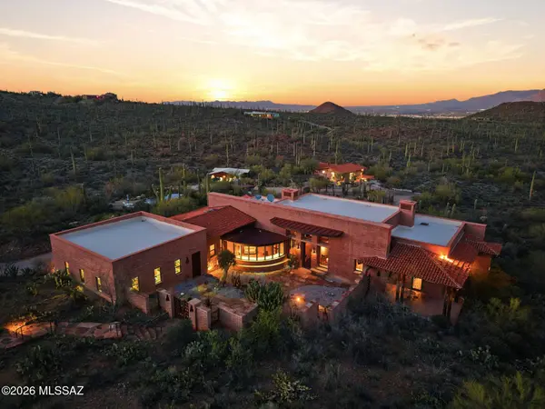 6780 W Banded Gecko Way, Tucson, AZ 85745