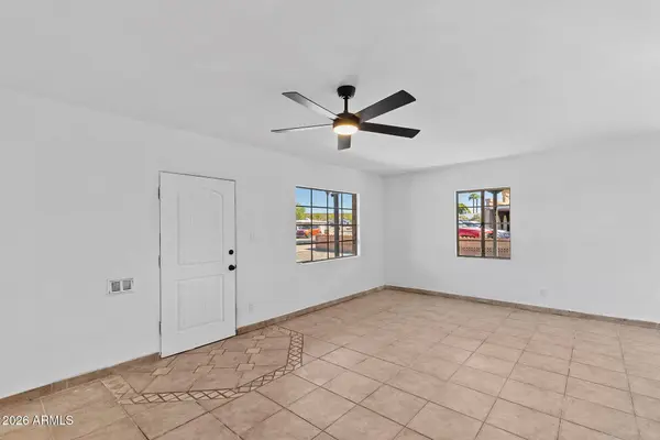 2935 E PORTLAND Street, Phoenix, AZ 85008