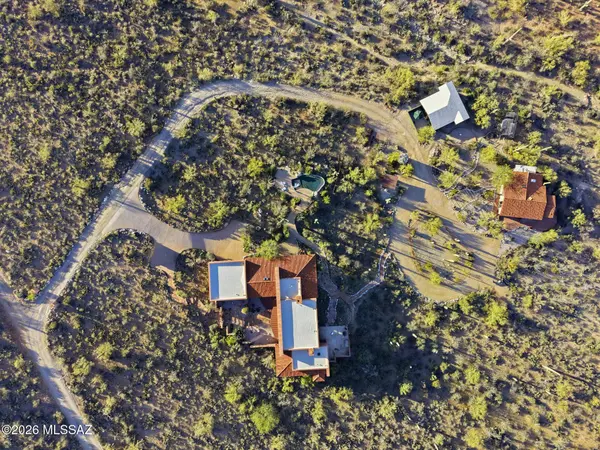 6780 W Banded Gecko Way, Tucson, AZ 85745