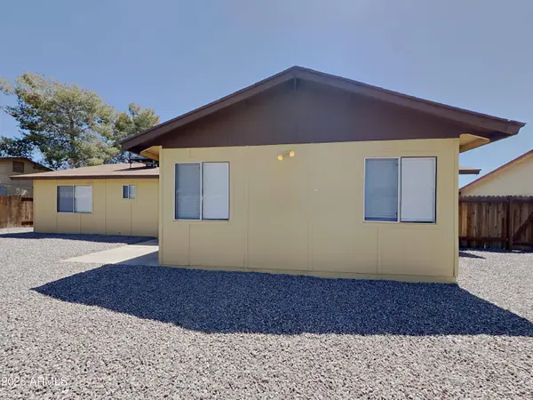 7034 W PURDUE Avenue, Peoria, AZ 85345