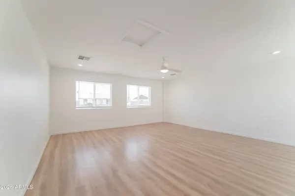 1802 W WAHALLA Lane, Phoenix, AZ 85027